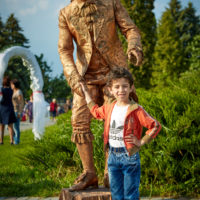 Participants of "If..." MIM-theater of living statues
